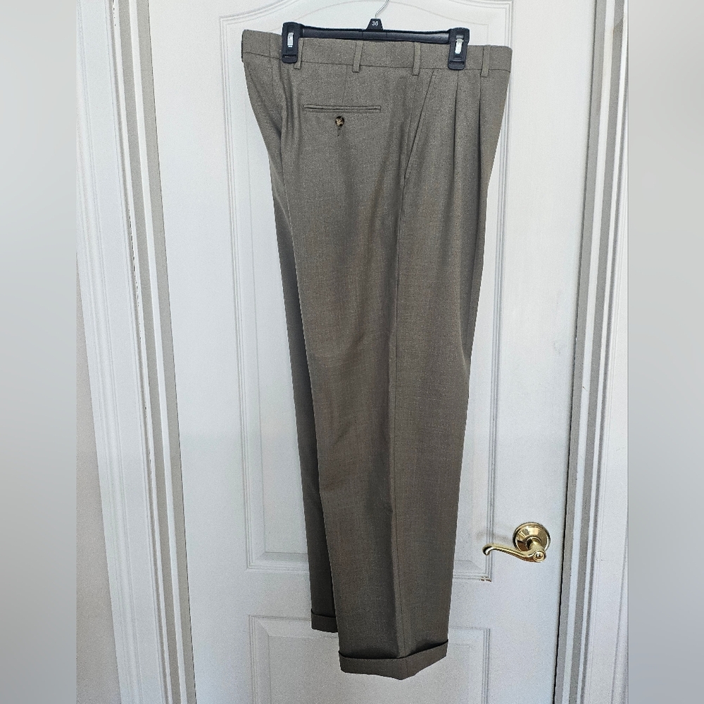 Perry Ellis Sage Green Classic Dress Pants 34/32